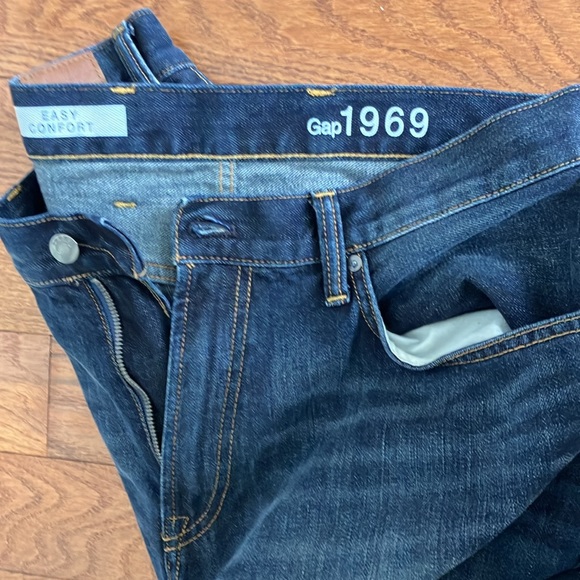 Men's GAP 1969 Denim 36x32 Easy Fit - Picture 3 of 3